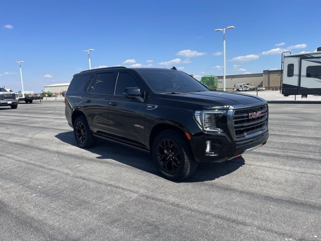 Used 2023 GMC Yukon AT4 w/ AT4 Premium Package image 3