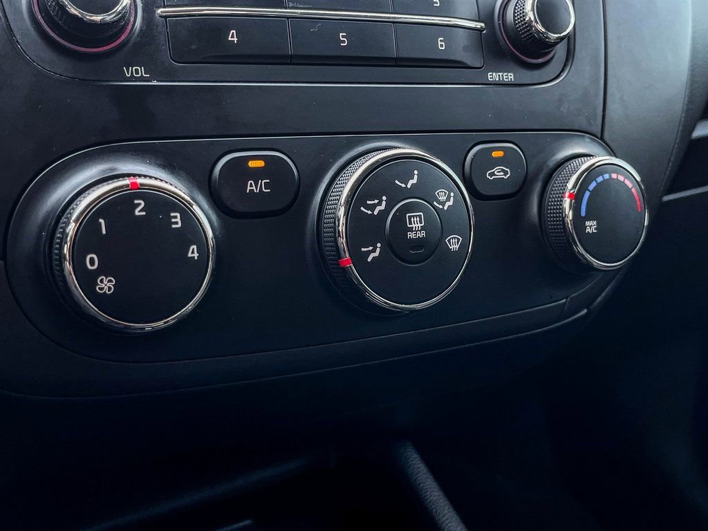 Used 2016 Kia Forte LX image 25