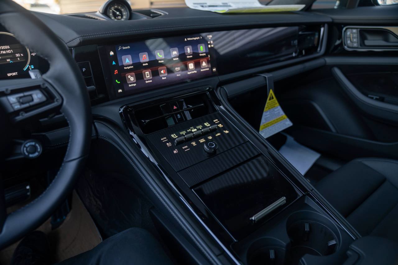 New 2026 Porsche Panamera Turbo image 22