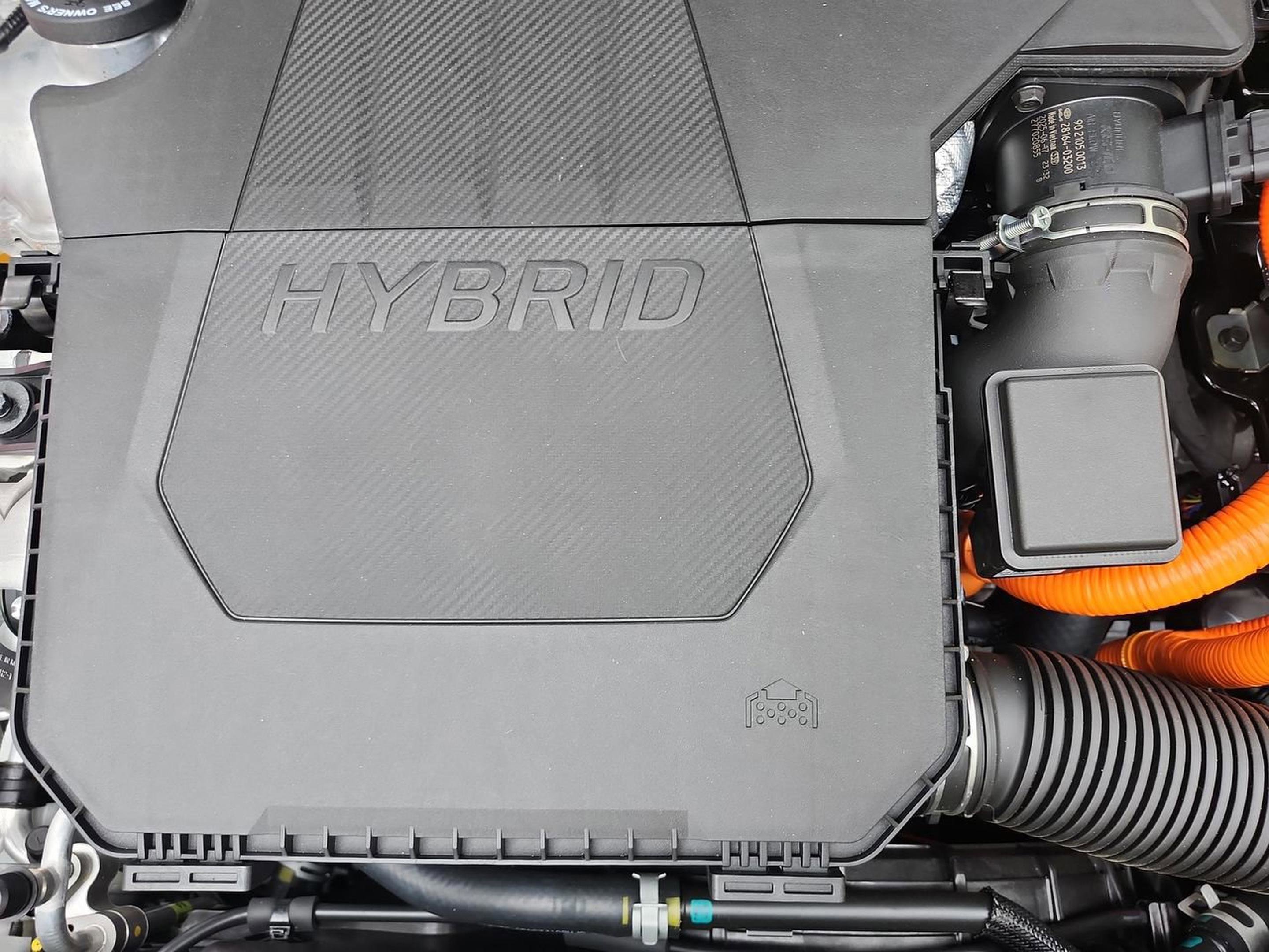 New 2026 Hyundai Elantra Hybrid FWD image 21