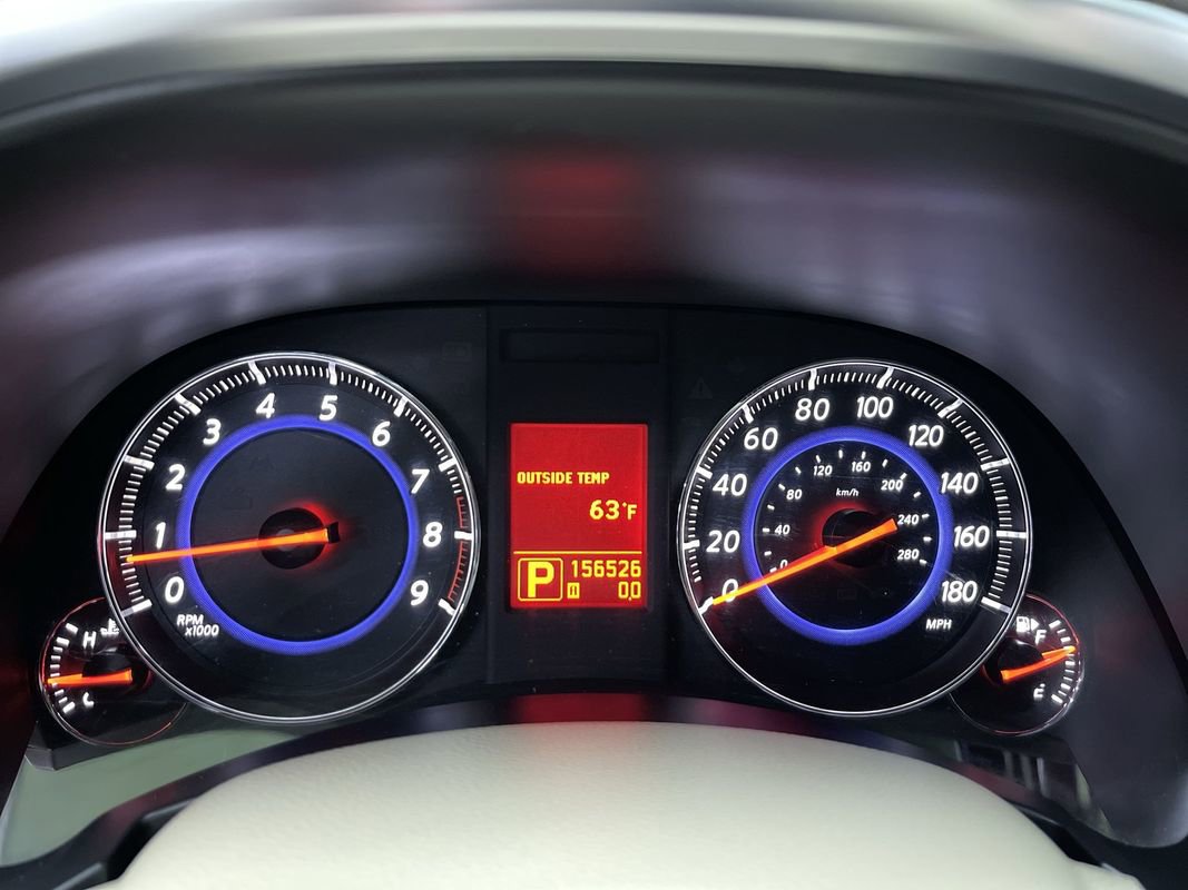 Used 2011 INFINITI FX35 AWD w/ Premium Pkg image 18