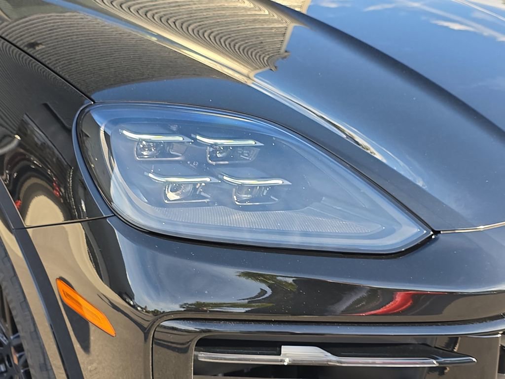 New 2026 Porsche Cayenne E-Hybrid Coupe AWD/4WD image 15