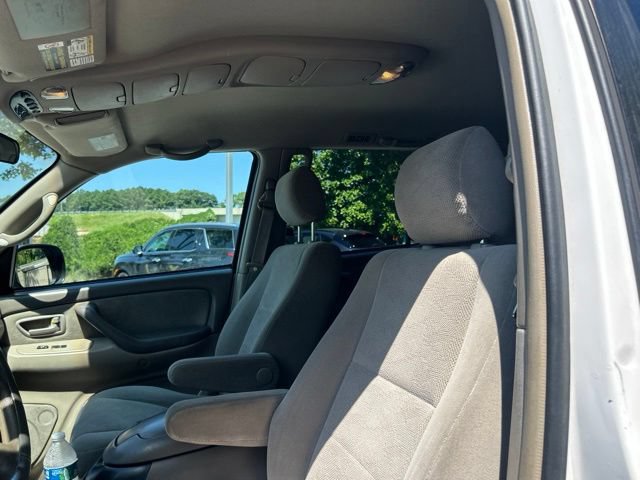 Used 2005 Toyota Sequoia SR5 RWD image 12