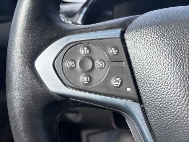 Used 2023 Chevrolet Traverse RS image 41