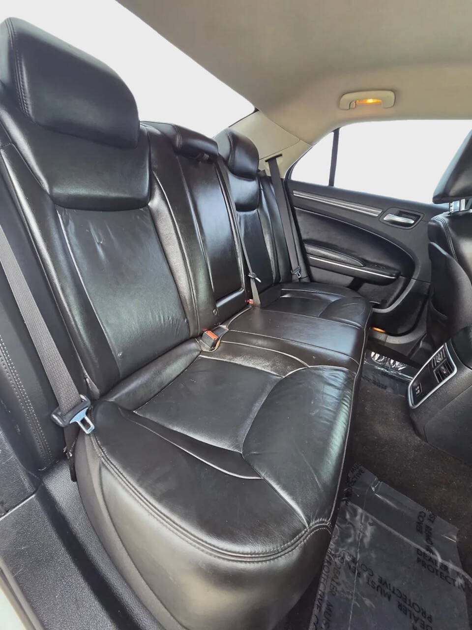 Used 2021 Chrysler 300 Touring L RWD image 13