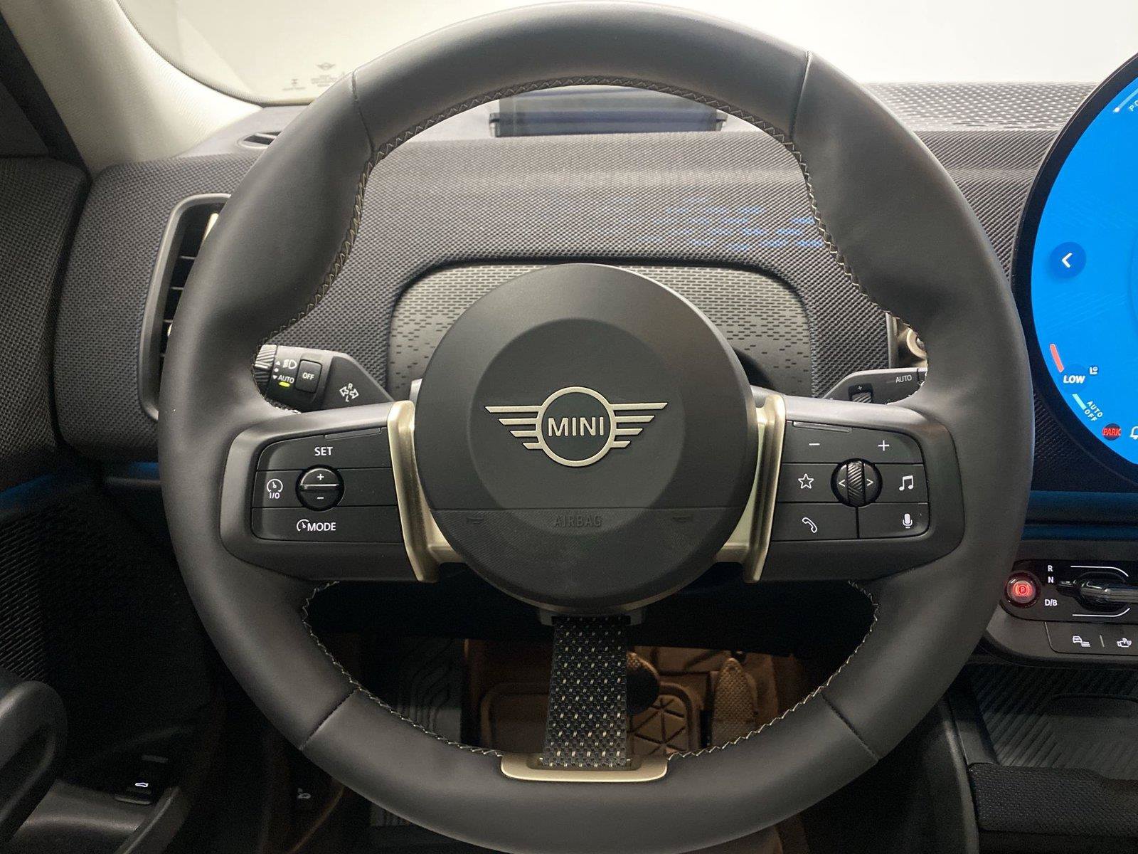 Used 2025 MINI Cooper Countryman SE AWD/4WD image 16