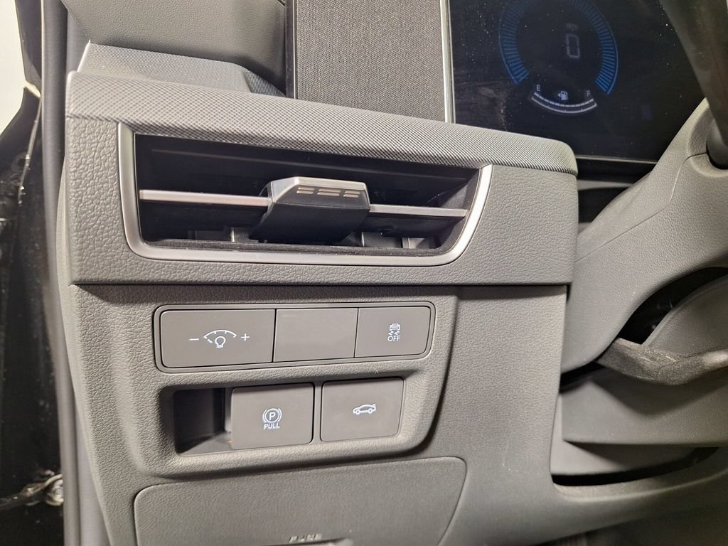 Used 2025 Hyundai Sonata SEL FWD image 22