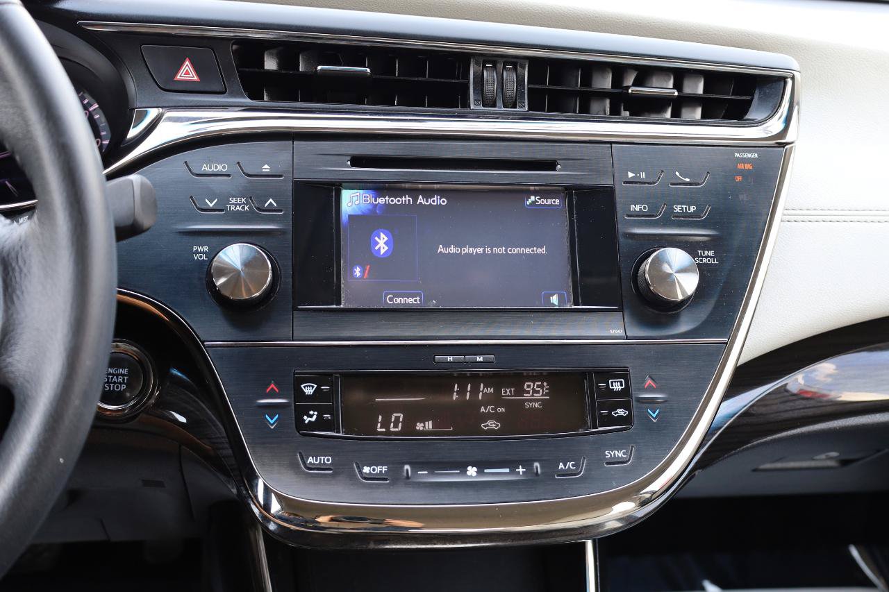 Used 2013 Toyota Avalon XLE FWD image 10