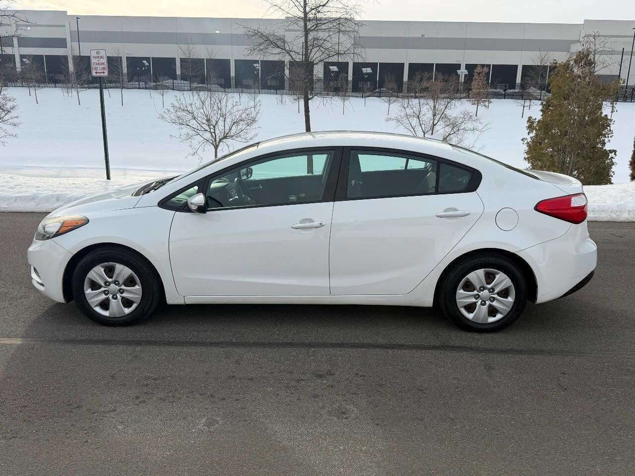 Used 2015 Kia Forte LX w/ Popular Package image 7