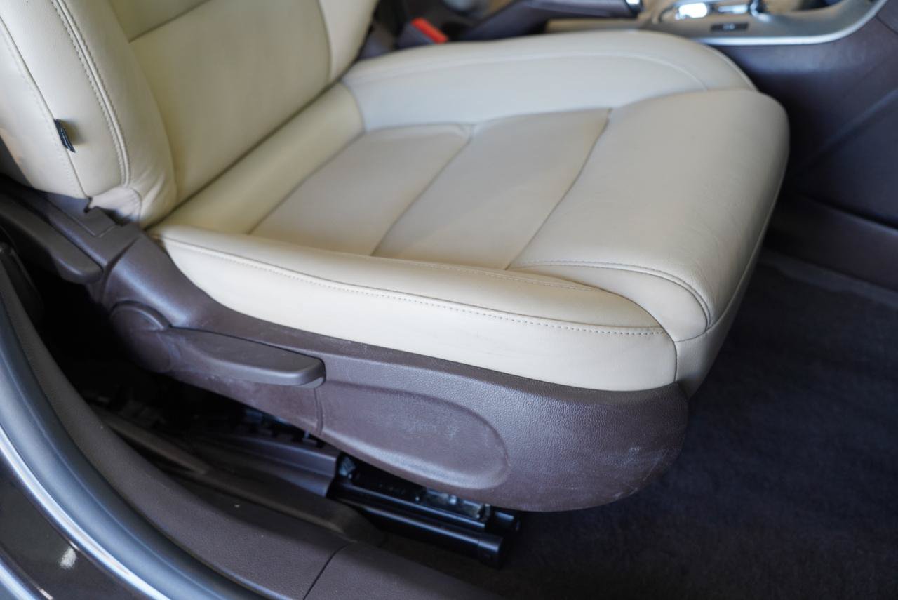 Used 2015 Chevrolet Cruze Diesel FWD image 29