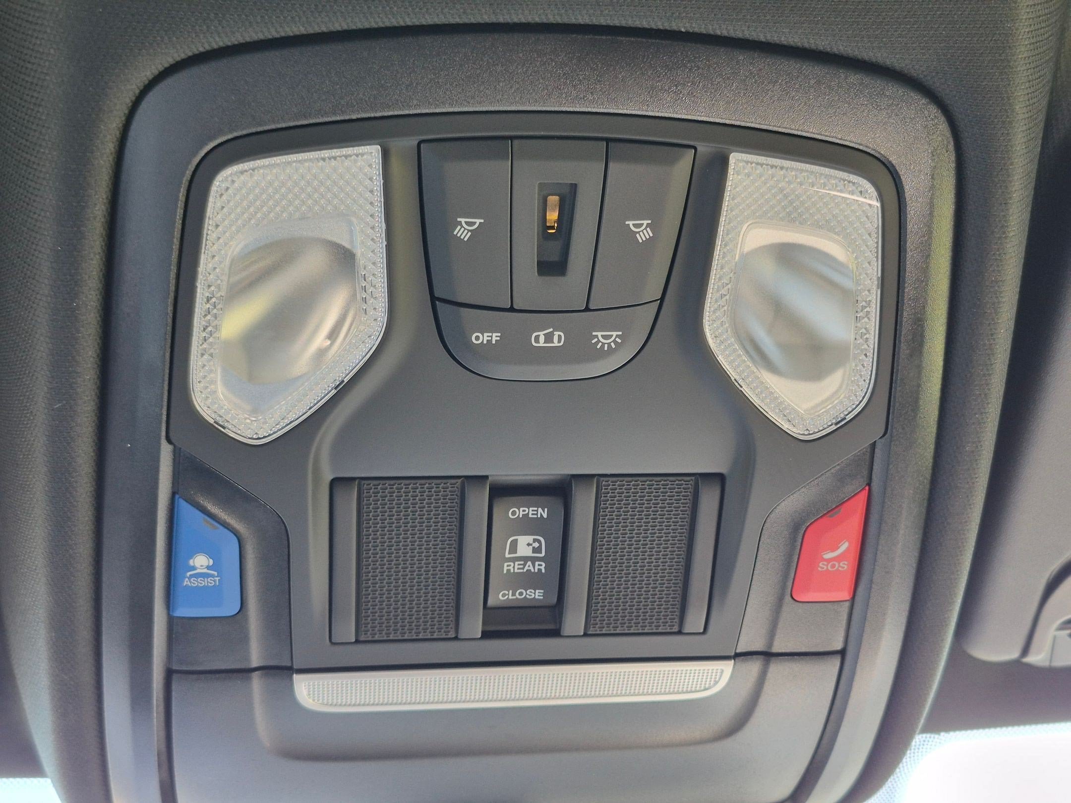 New 2026 RAM 1500 Express AWD/4WD image 16