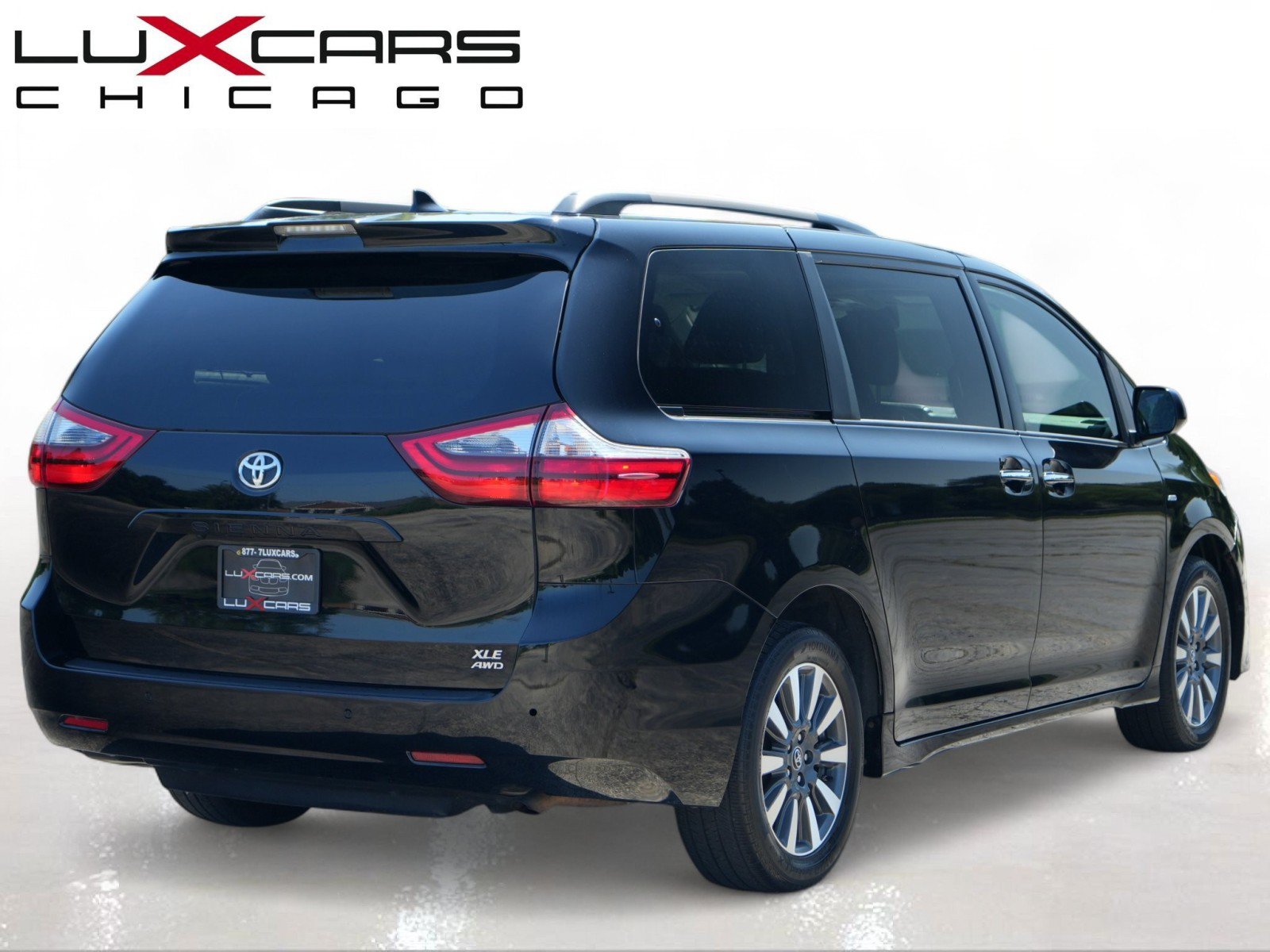 Used 2020 Toyota Sienna XLE Premium AWD/4WD image 7