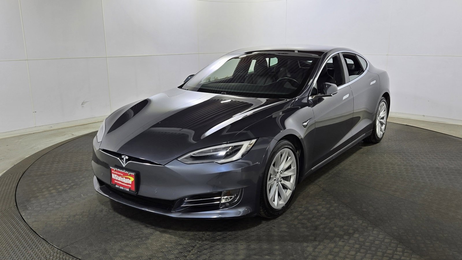 Used 2017 Tesla Model S 75D image 3