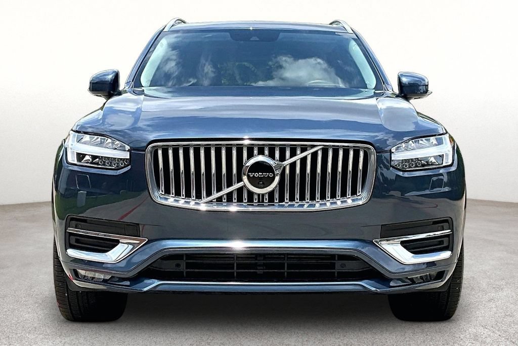 Used 2020 Volvo XC90 T6 Inscription w/ Protection Package Premier AWD/4WD image 4