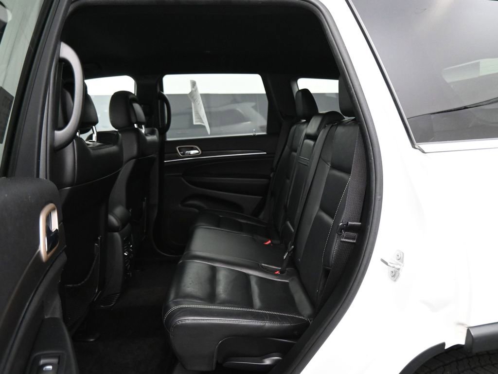 Used 2017 Jeep Grand Cherokee Limited AWD/4WD image 17