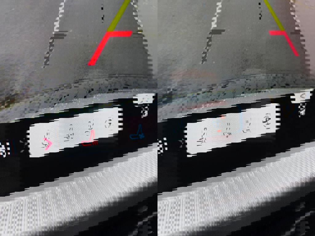 New 2026 Ford Explorer ST w/ Sun And Sound Package image 22