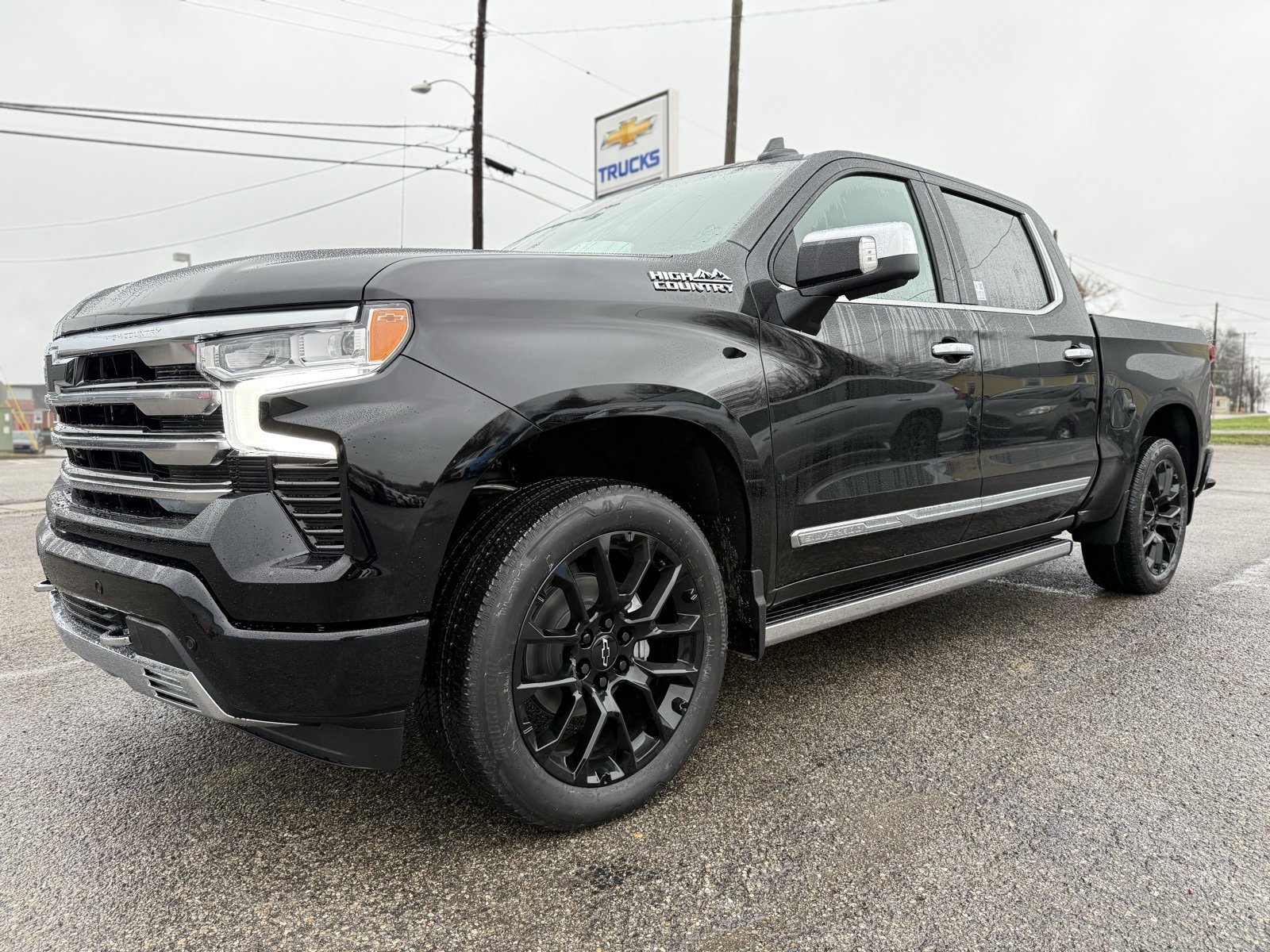 New 2026 Chevrolet Silverado 1500 High Country image 2