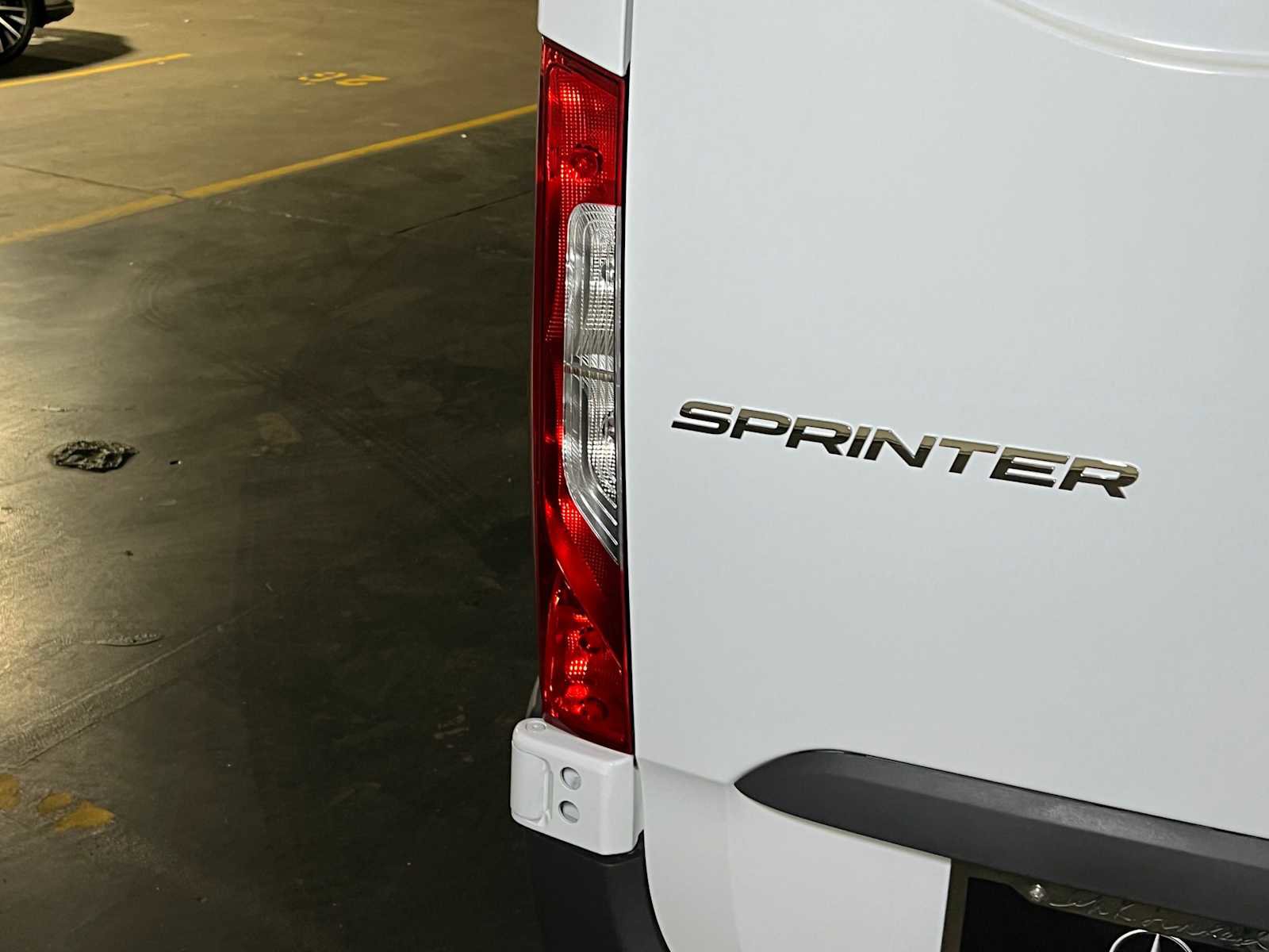 Used 2025 Mercedes-Benz Sprinter 2500 image 15