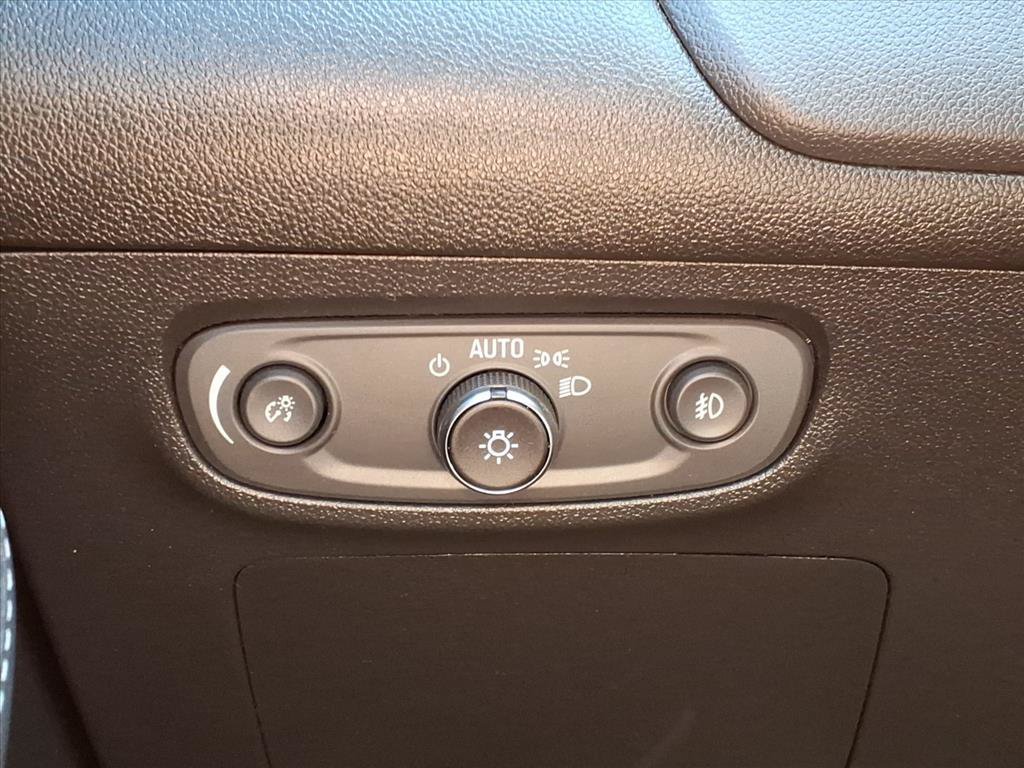 Used 2020 Buick Encore GX Select FWD image 11
