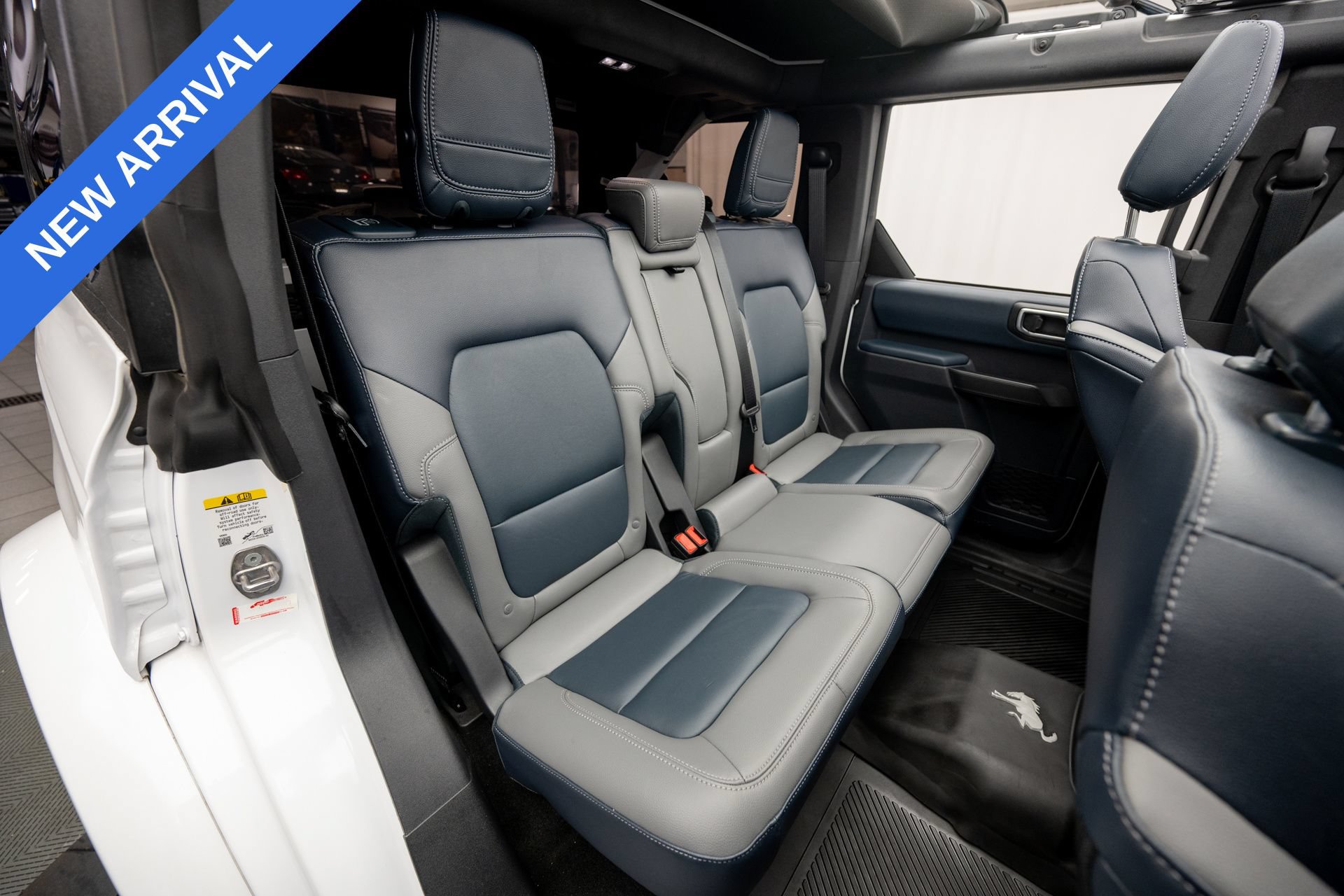 Used 2024 Ford Bronco Outer Banks AWD/4WD image 18