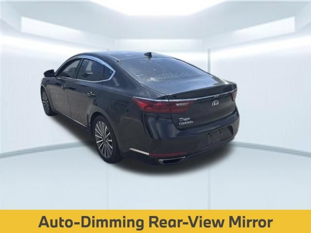 Used 2017 Kia Cadenza Premium w/ Luxury Package FWD image 9