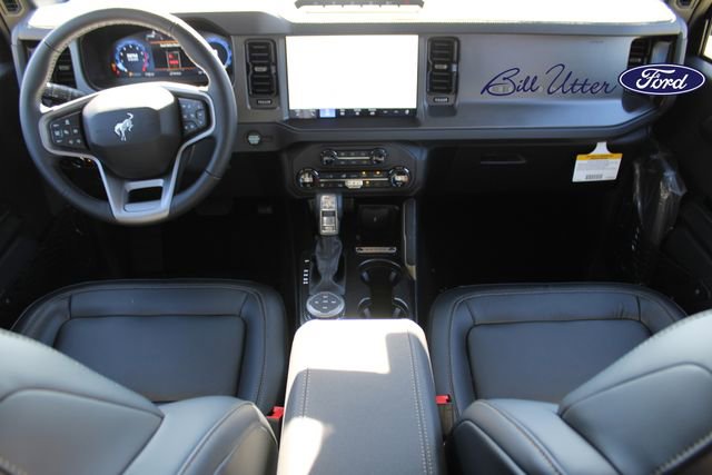 New 2025 Ford Bronco Badlands image 9