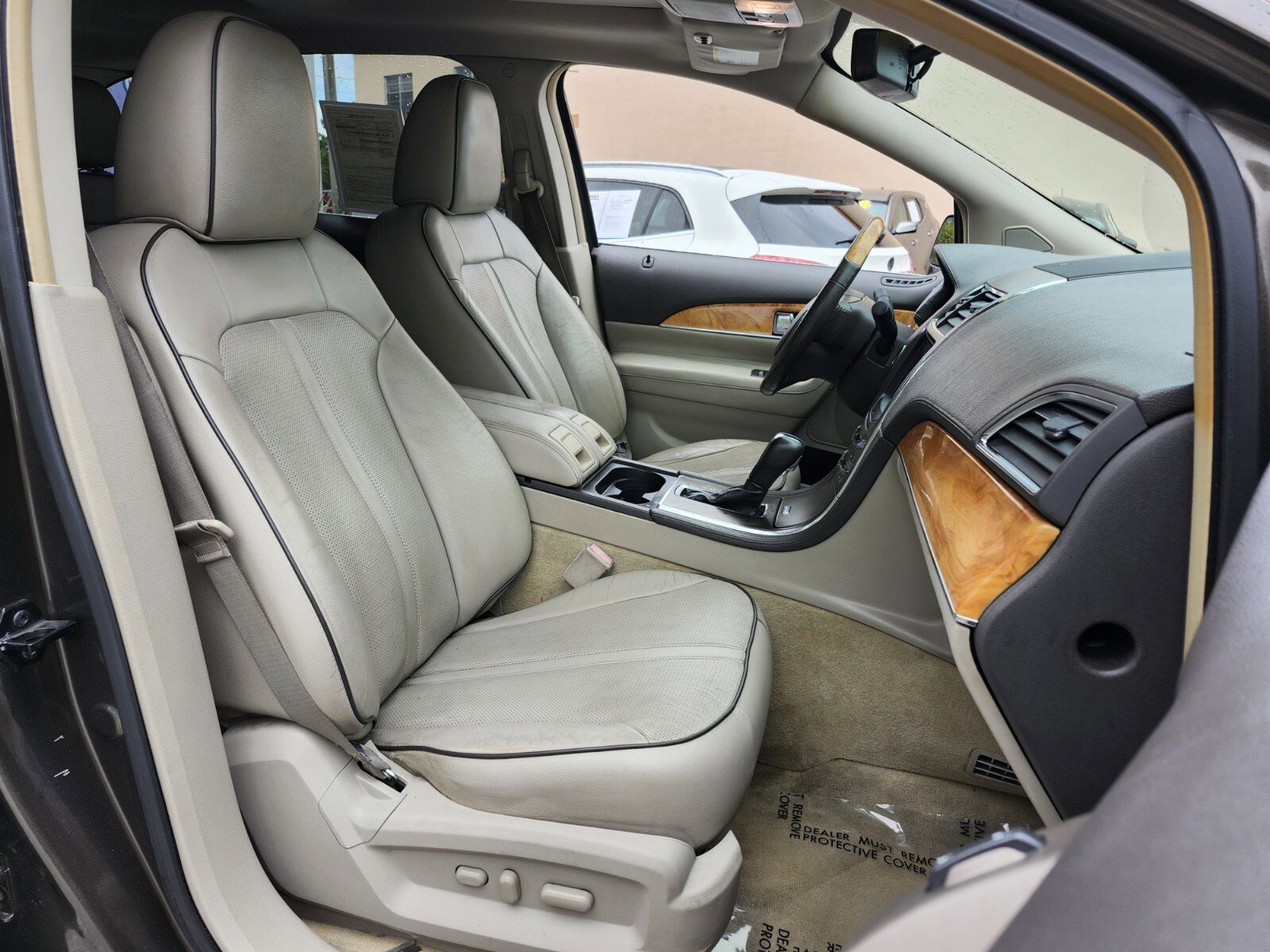 Used 2011 Lincoln MKX 2WD w/ 102A Rapid Spec Order Code image 13