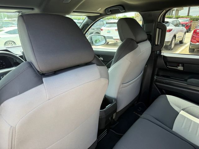 Used 2025 Toyota Tacoma TRD Off-Road AWD/4WD image 26