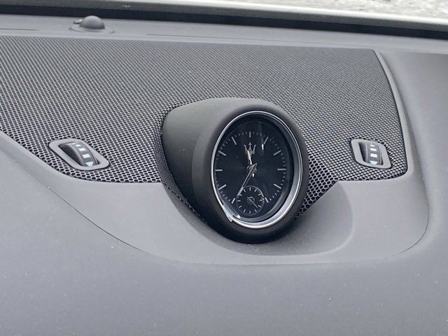 New 2024 Maserati Levante GT Ultima image 28