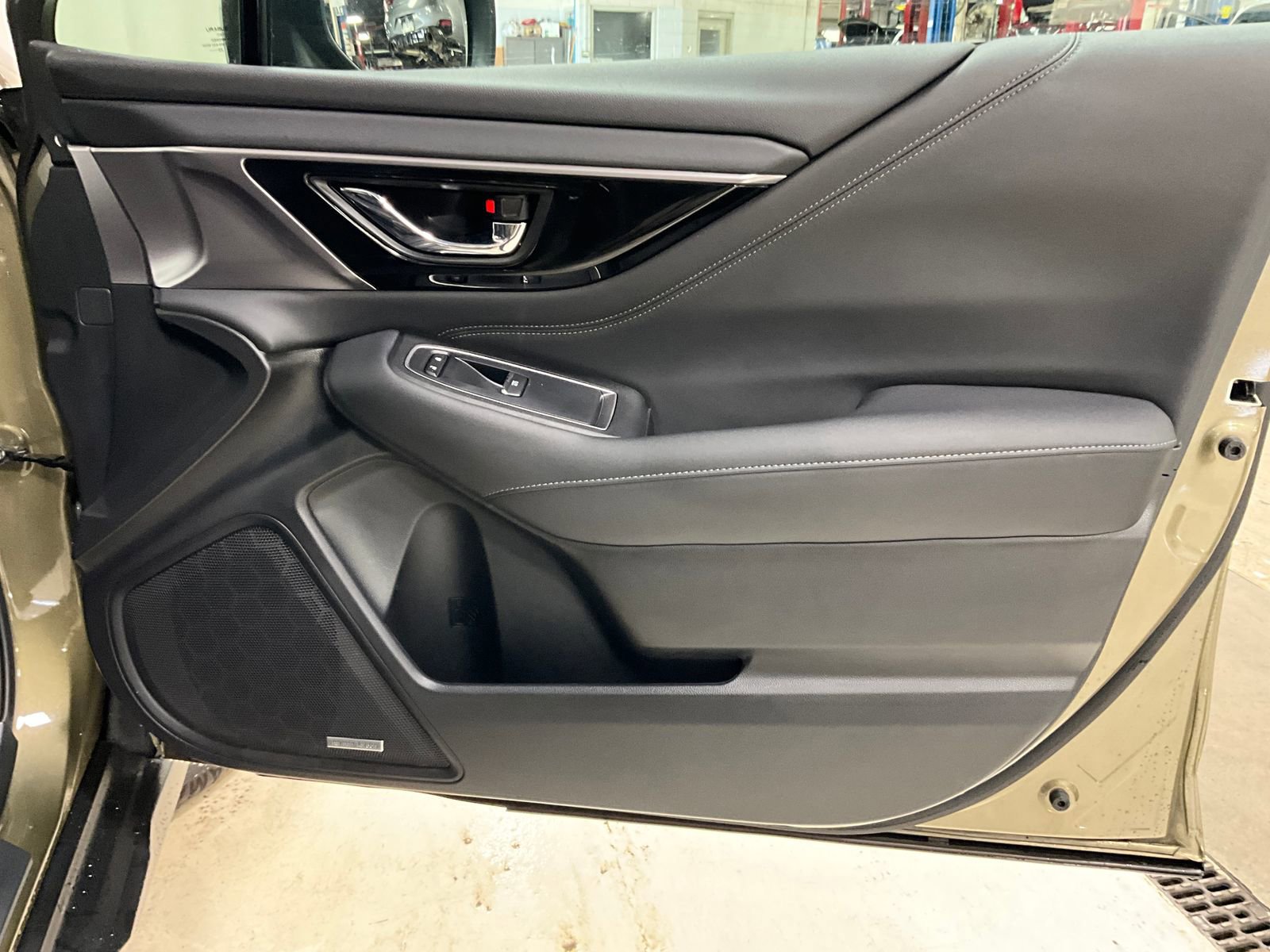 Used 2023 Subaru Outback Touring XT image 22