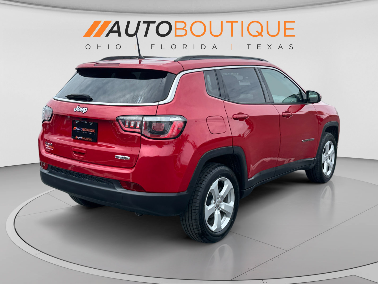 Used 2018 Jeep Compass Latitude w/ Cold Weather Group AWD/4WD image 5