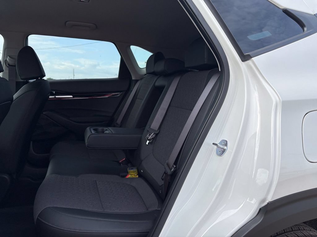 New 2026 Kia Seltos S FWD image 14