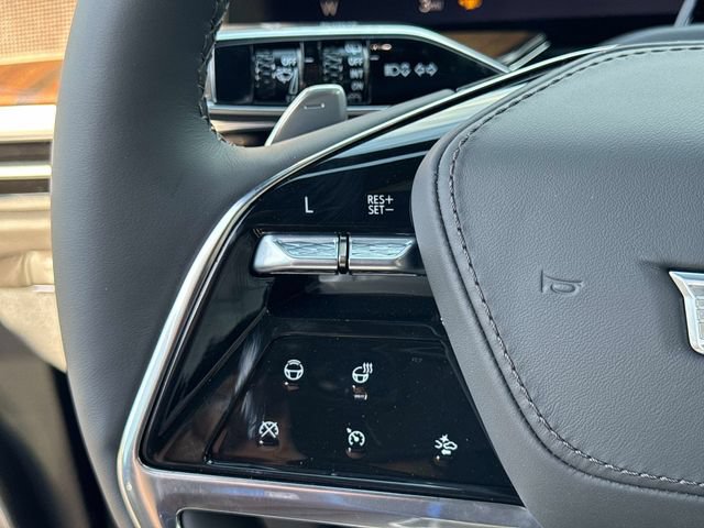 New 2026 Cadillac Escalade Platinum Sport w/ LPO, ONYX Package AWD/4WD image 33