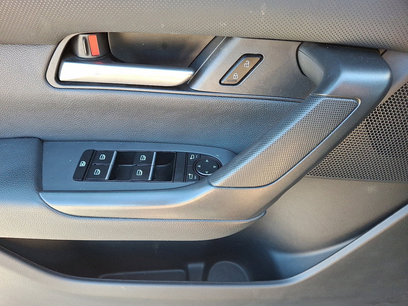 Certified 2023 MAZDA CX-50 2.5 S w/ Cargo Package image 12