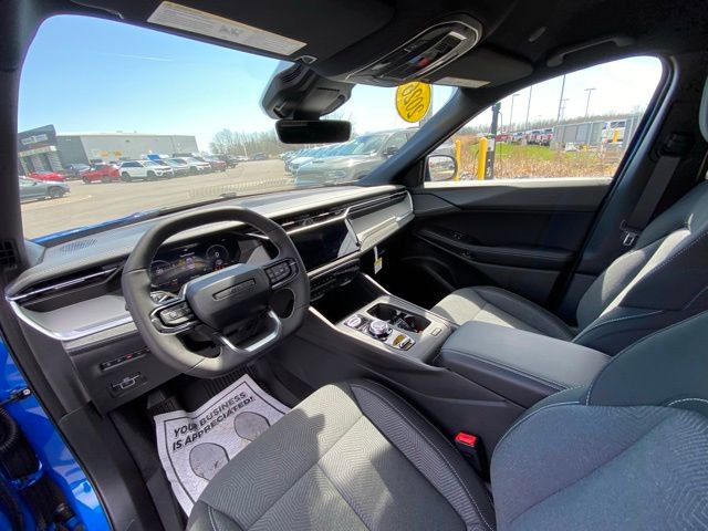Used 2026 Jeep Cherokee Laredo AWD/4WD image 13