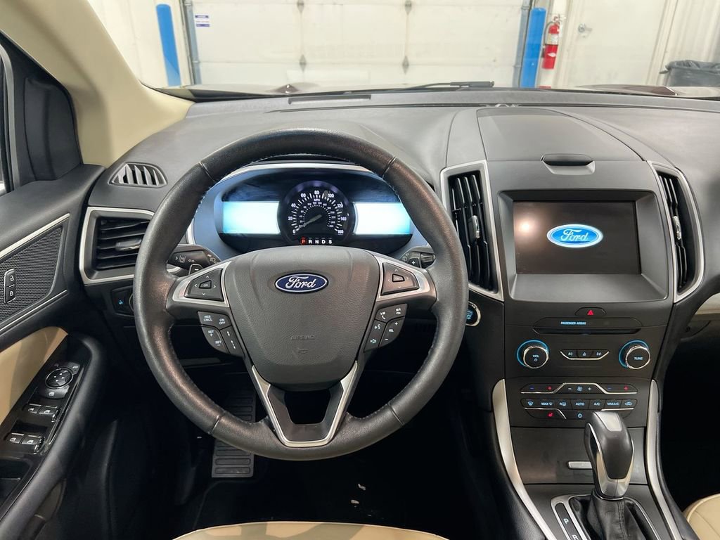 Used 2018 Ford Edge SEL w/ Equipment Group 201A FWD image 11