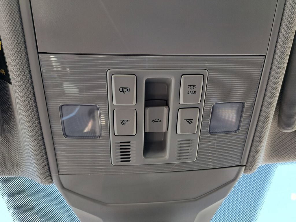 New 2026 Volkswagen Jetta SE image 17