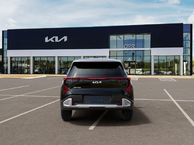 New 2027 Kia Seltos S FWD image 5