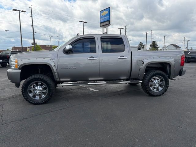 Used 2013 Chevrolet Silverado 1500 LT w/ All-Star Edition AWD/4WD image 4