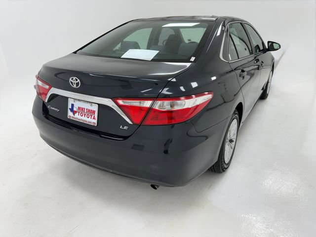 Used 2017 Toyota Camry LE FWD image 39