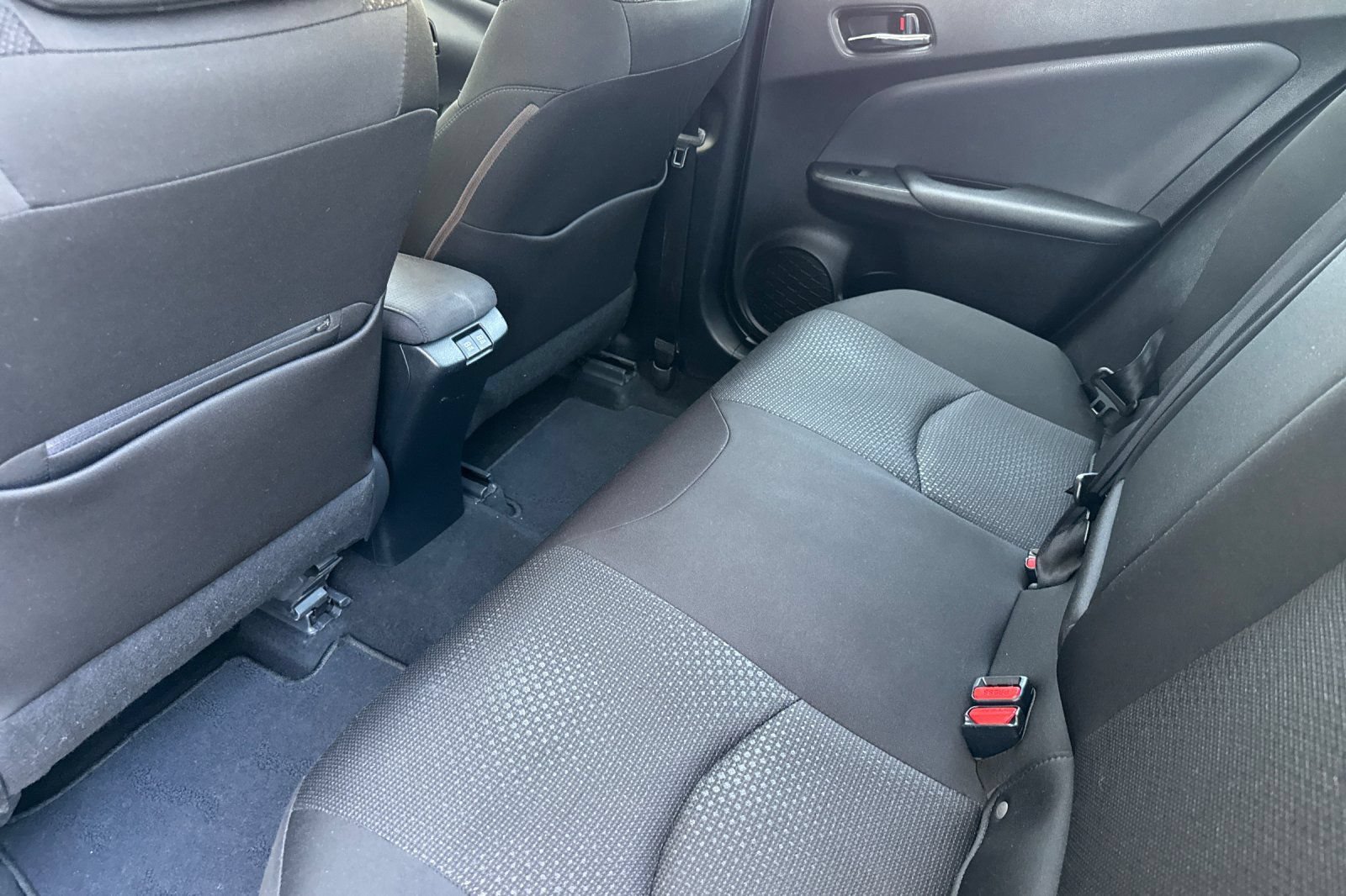 Used 2019 Toyota Prius LE w/ Preferred Accessory Package AWD/4WD image 12