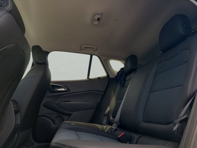 New 2026 Chevrolet Trax LT w/ LT Convenience Package FWD image 14