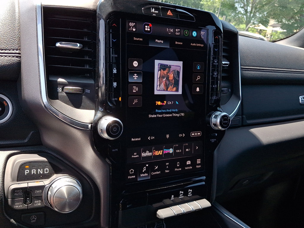 Certified 2026 RAM 1500 Laramie AWD/4WD image 28