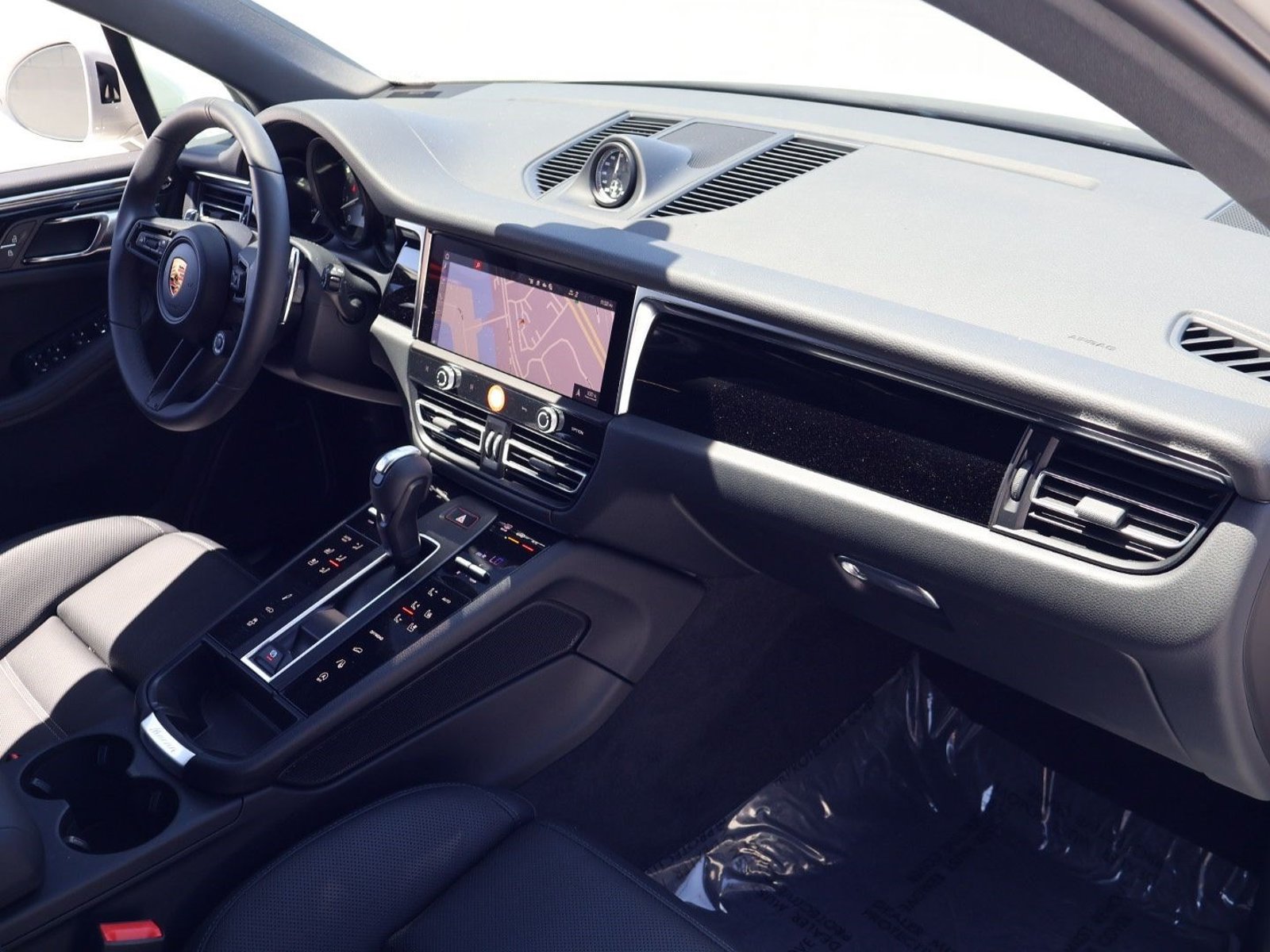 New 2026 Porsche Macan S AWD/4WD image 25