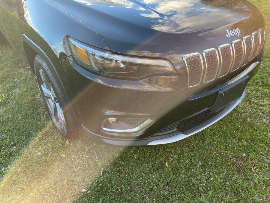 Used 2019 Jeep Cherokee Limited w/ Luxury Group image 6