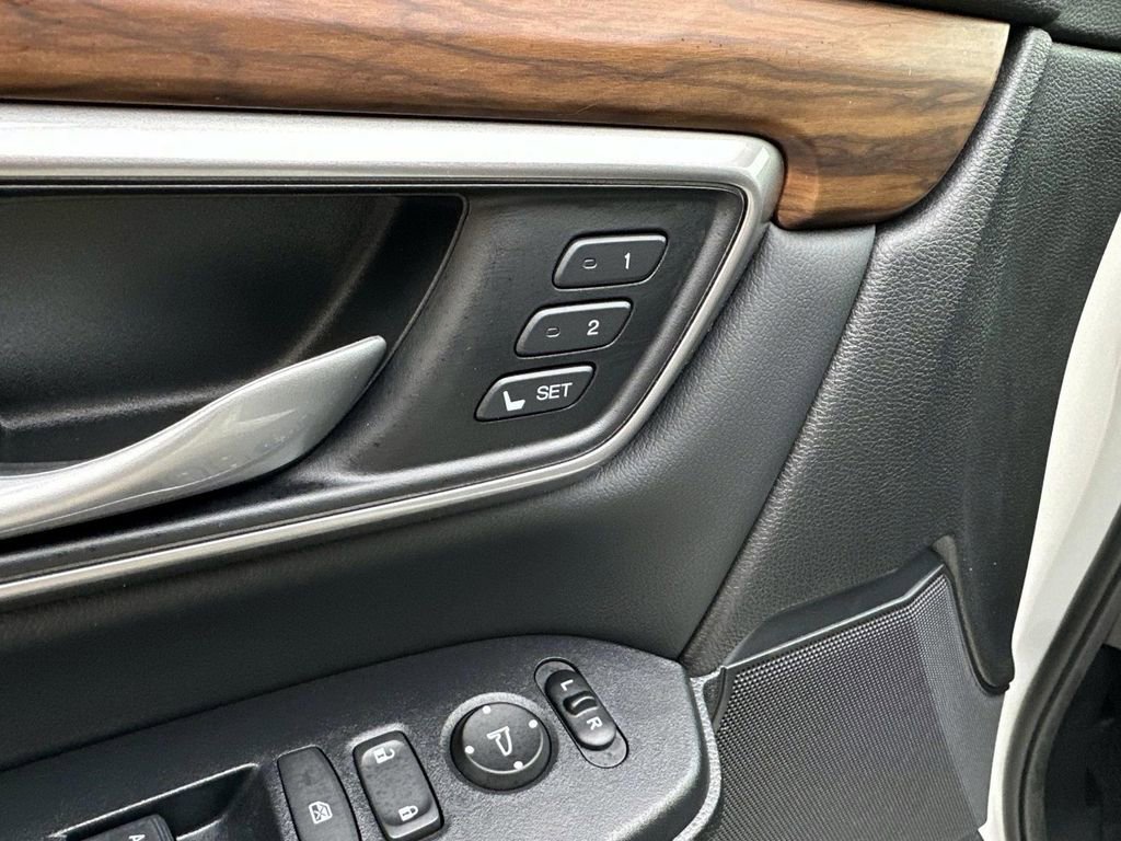 Used 2022 Honda CR-V EX-L image 13