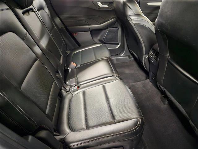 Used 2022 Ford Escape SEL image 19