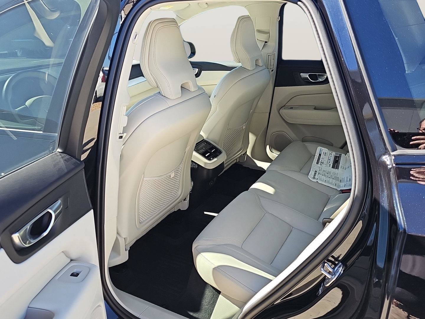 Used 2026 Volvo XC60 B5 Ultra w/ Protection Package Premier AWD/4WD image 21