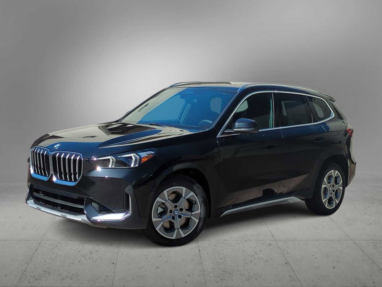 New 2025 BMW X1 xDrive28i w/ Convenience Package