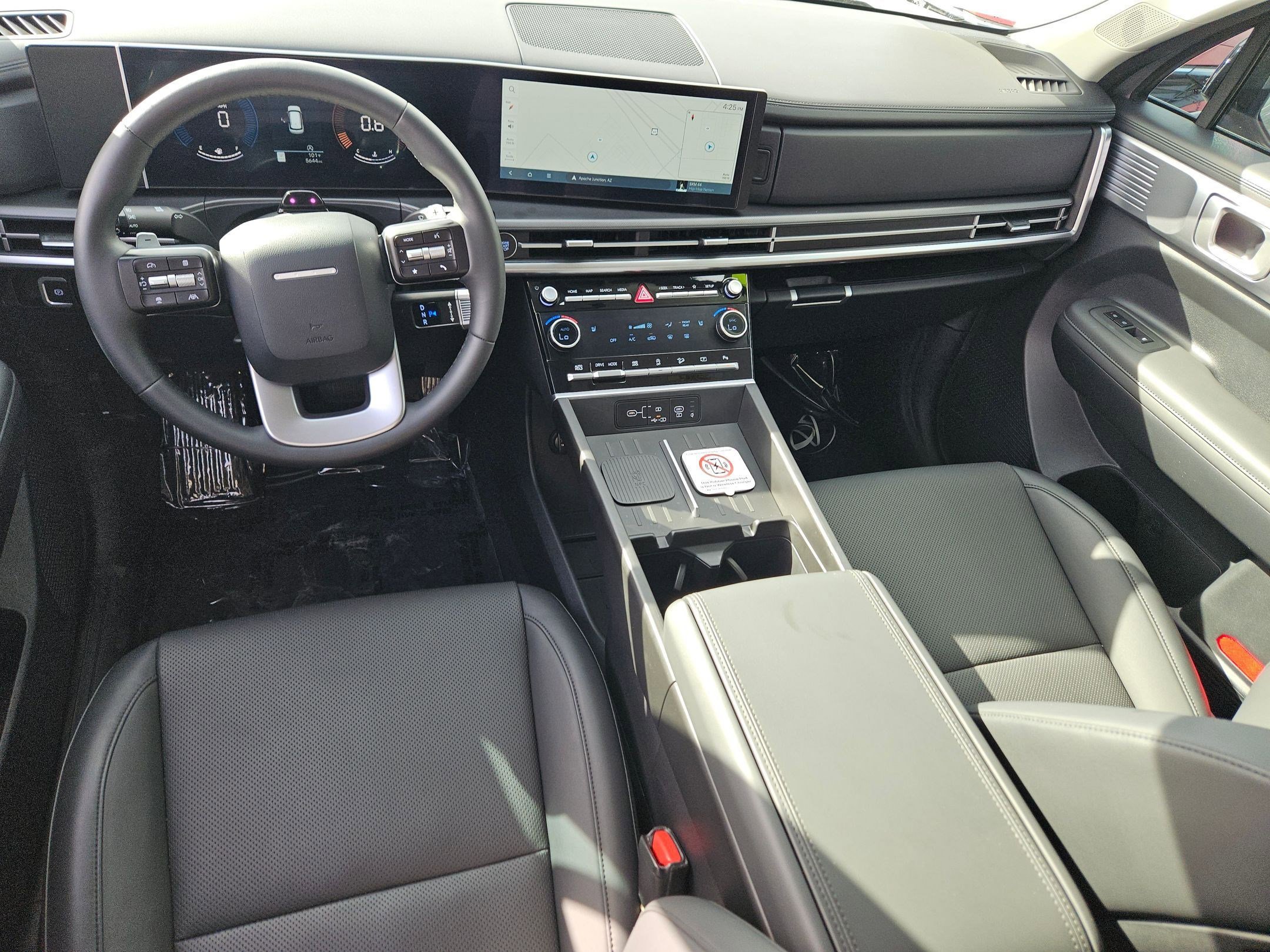 Used 2025 Hyundai Santa Fe XRT image 19